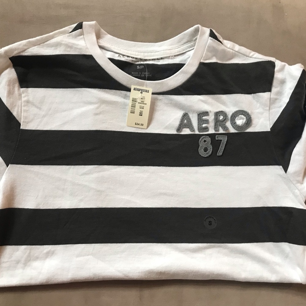Aeropostale Men’s T-shirt Small